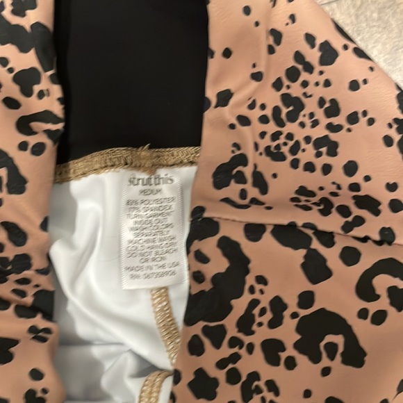 Womens Strut This Workout Set (M) - Picture 5 of 7